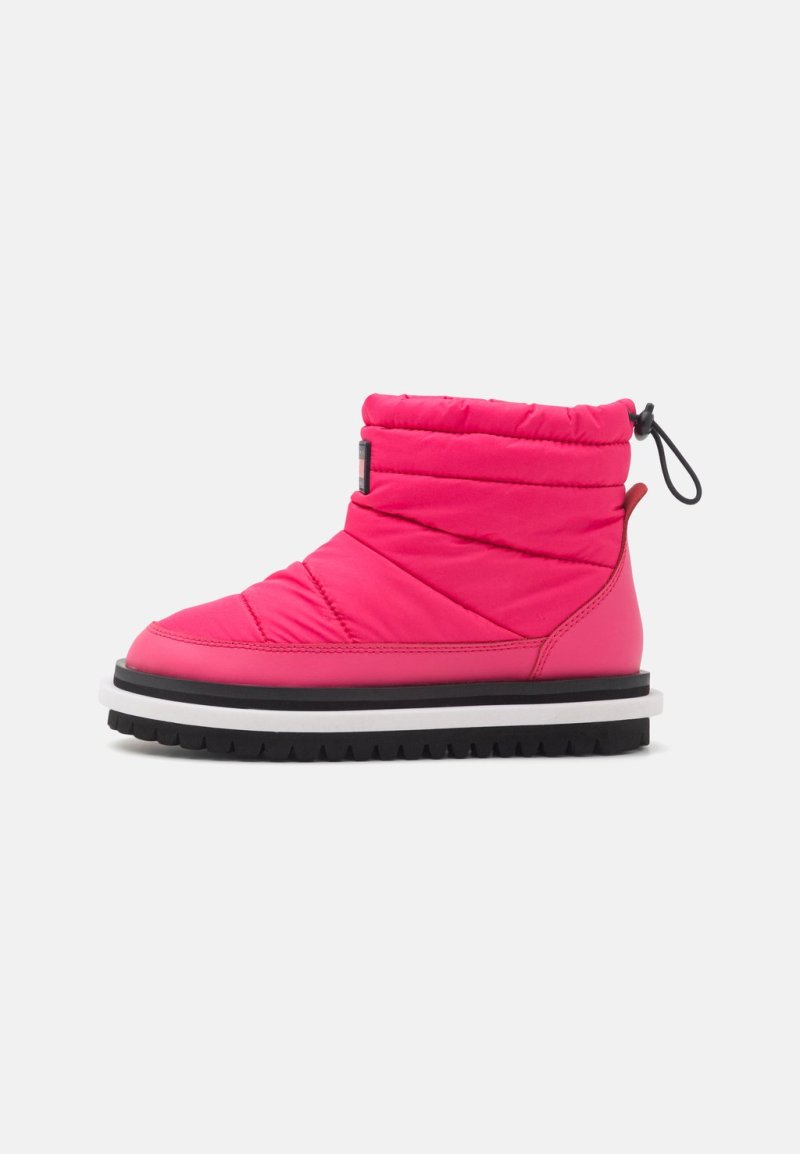 Ботинки Tommy Jeans PADDED FLAT, цвет pink alert